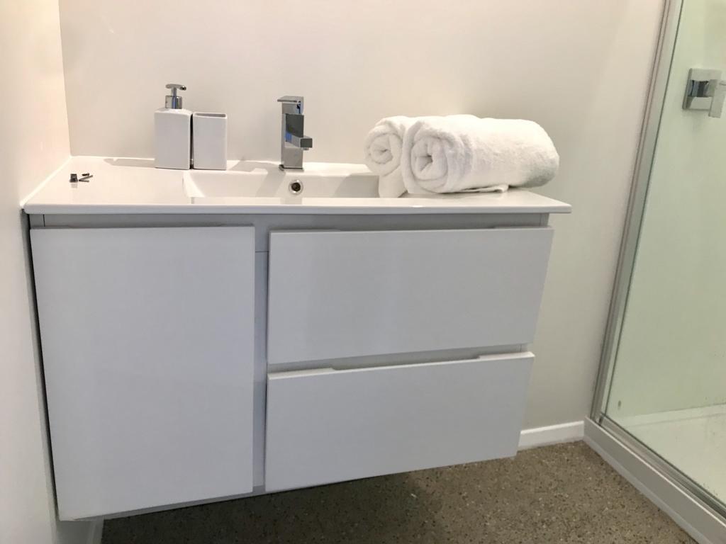 Sycamore Villa, 2 Bedroom Apartment ديوندين المظهر الخارجي الصورة